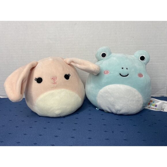 Flipa-Mallows By Squishmallows 4-Inch Plush Bundle: Bunny Frog & Two Easter Eggs - Picture 2 of 4